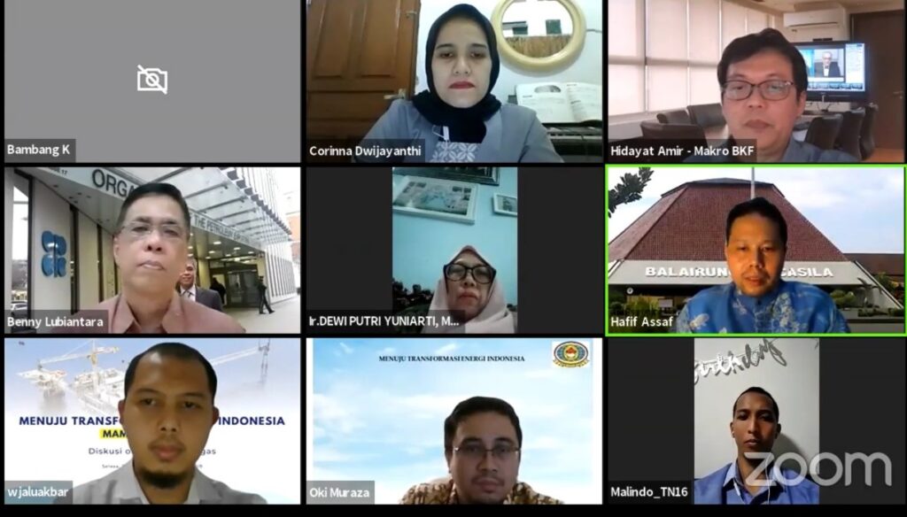 Melakukan Transformasi Energi