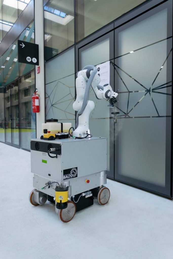 Kepiawaian robot