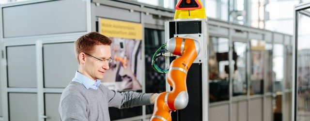 Kolaborasi Manusia dan Robot